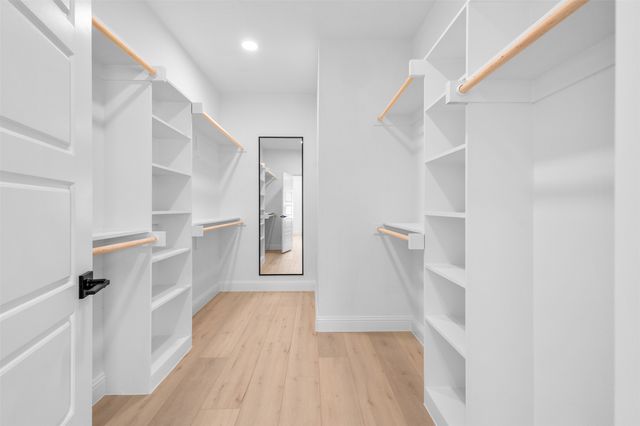 128 Cottonwood Street, Fort Worth, TX 76111