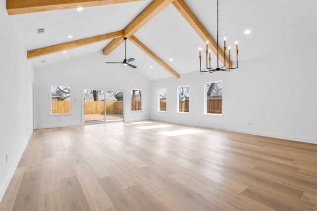 128 Cottonwood Street, Fort Worth, TX 76111