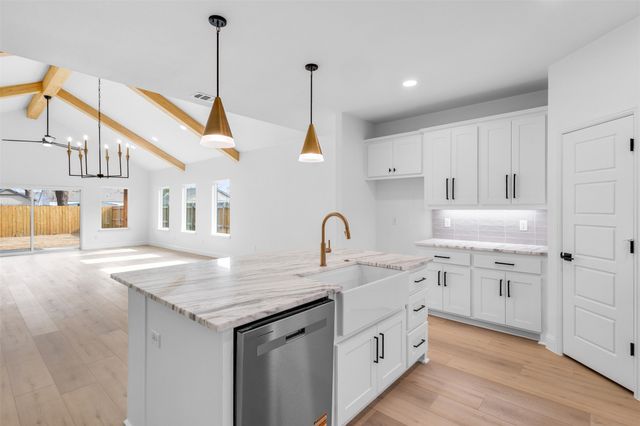 128 Cottonwood Street, Fort Worth, TX 76111