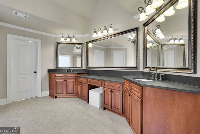 1225 McMinn Way, Snellville, GA 30078