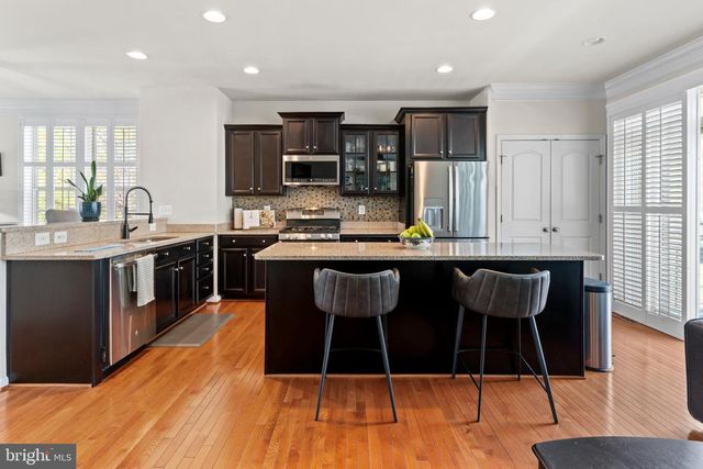 1401 OCCOQUAN HEIGHTS CT, Occoquan, VA 22125