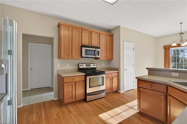 23068 Andrew CT, Windsor, VA 23487