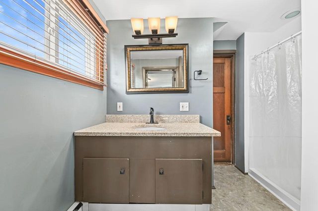 2802 S 47th STREET, Milwaukee, WI 53219