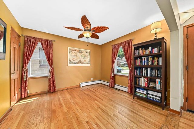 2802 S 47th STREET, Milwaukee, WI 53219