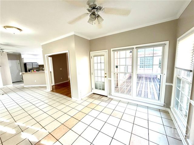 6 Oak Park Place, Savannah, GA 31419