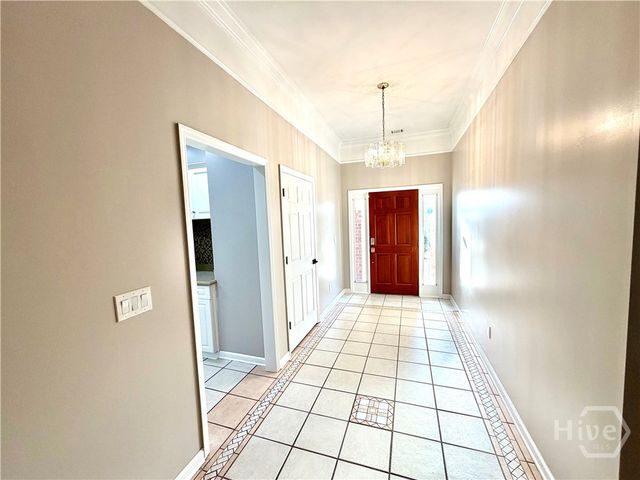 6 Oak Park Place, Savannah, GA 31419