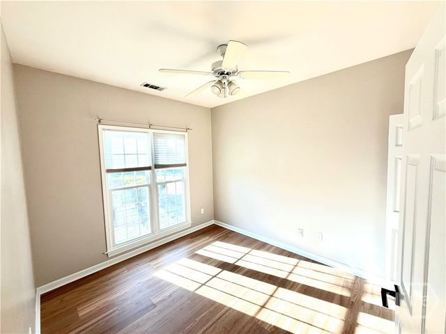 6 Oak Park Place, Savannah, GA 31419