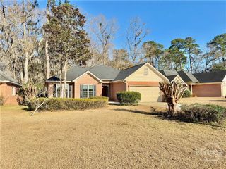 6 Oak Park Place, Savannah, GA 31419