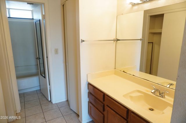 10610 S 48TH Street 2015, Phoenix, AZ 85044