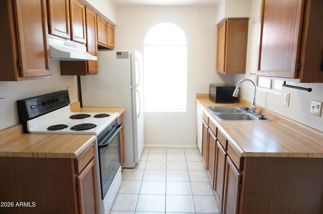 10610 S 48TH Street 2015, Phoenix, AZ 85044