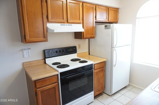 10610 S 48TH Street 2015, Phoenix, AZ 85044
