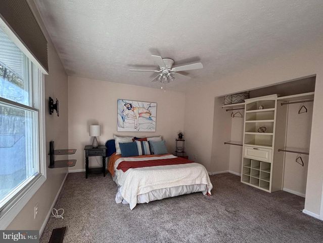 845 DERBY FARMS DR, Severn, MD 21144