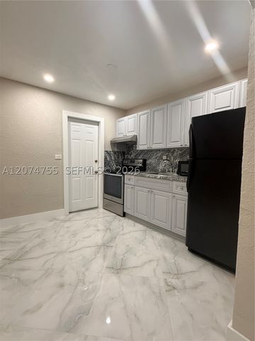 336 NW 53rd St 1, Miami, FL 33127
