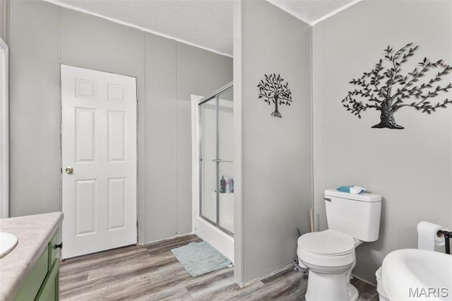 1560 Highway H, Farmington, MO 63640