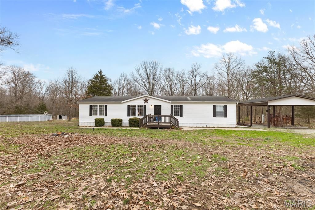 1560 Highway H, Farmington, MO 63640