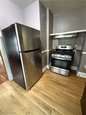 1753 Collamer Avenue, Cleveland, OH 44112