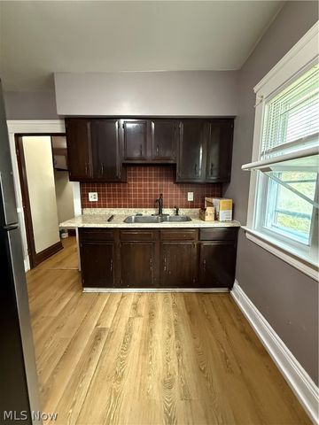 1753 Collamer Avenue, Cleveland, OH 44112