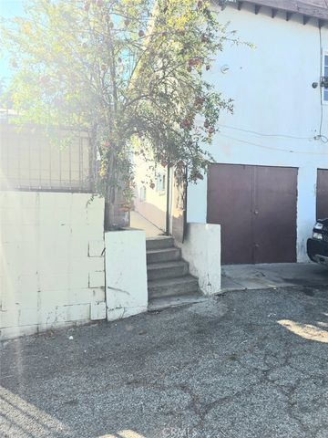 5226 Ithaca, Los Angeles, CA 90032