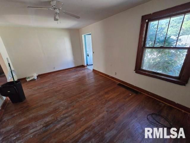 1605 LAMAR Avenue, Mt Vernon, IL 62864