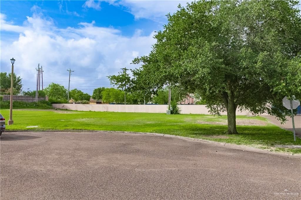 1217 S Toledo Street, Pharr, TX 78577