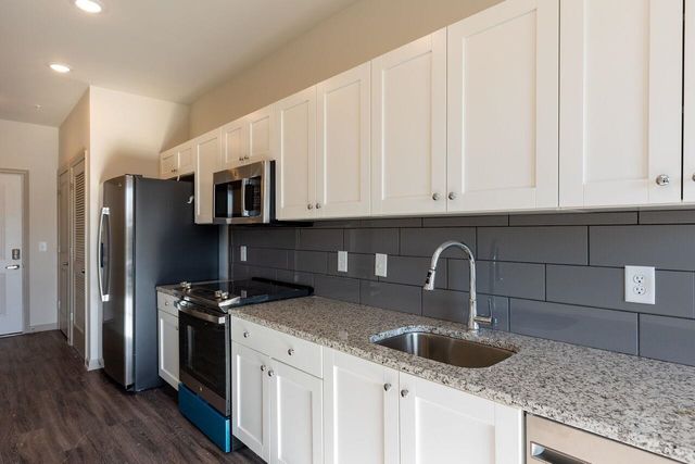 2208 Gathering Square Court, Fuquay Varina, NC 27526