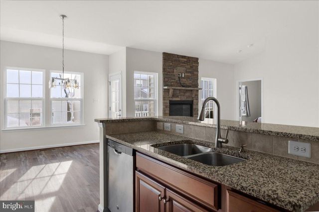 146 TOLLERTON TRL, Falling Waters, WV 25419