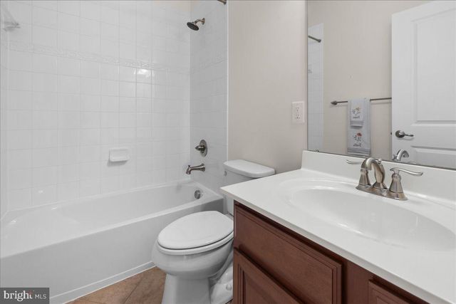 146 TOLLERTON TRL, Falling Waters, WV 25419