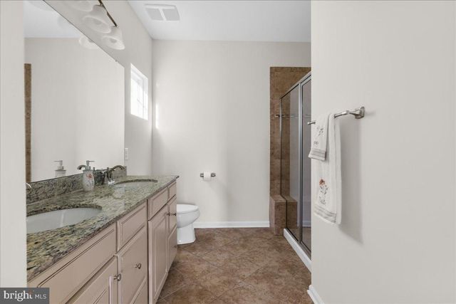 146 TOLLERTON TRL, Falling Waters, WV 25419