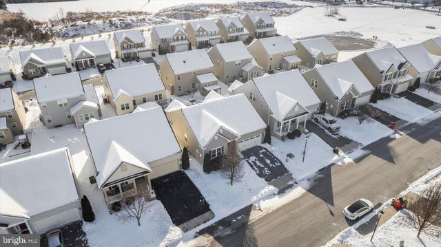 146 TOLLERTON TRL, Falling Waters, WV 25419