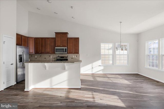 146 TOLLERTON TRL, Falling Waters, WV 25419