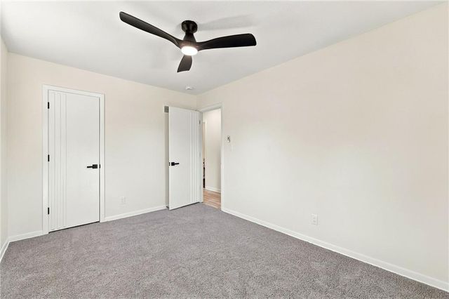 8915 E 57TH Street, Raytown, MO 64133