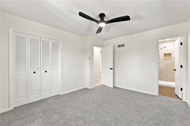 8915 E 57TH Street, Raytown, MO 64133