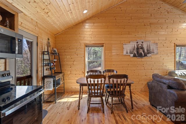 128 Deer Antler Drive, Purlear, NC 28665