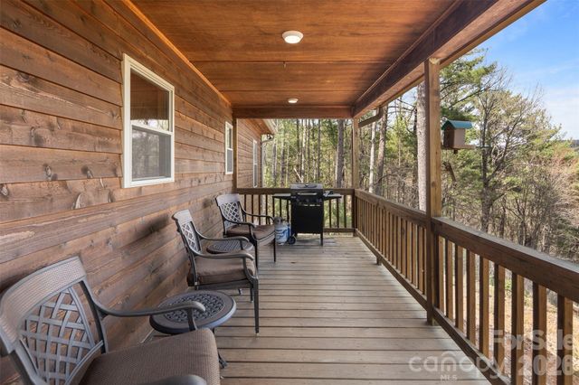 128 Deer Antler Drive, Purlear, NC 28665