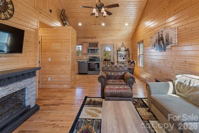 128 Deer Antler Drive, Purlear, NC 28665