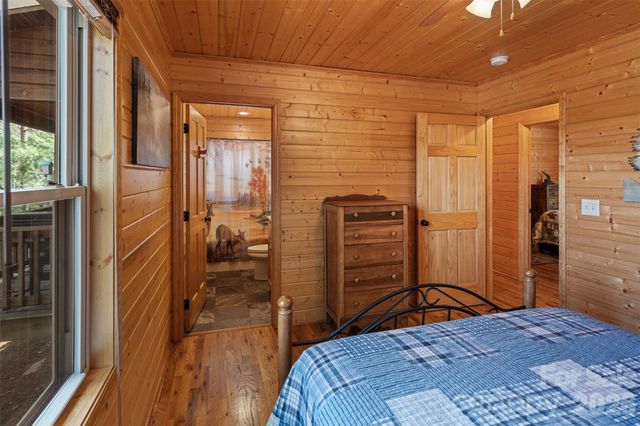 128 Deer Antler Drive, Purlear, NC 28665
