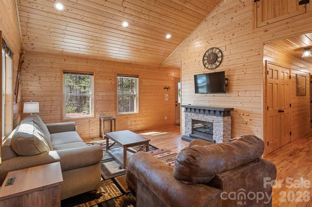 128 Deer Antler Drive, Purlear, NC 28665