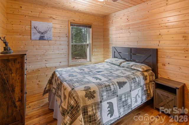 128 Deer Antler Drive, Purlear, NC 28665