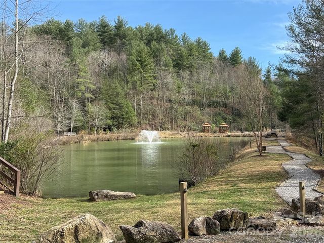 128 Deer Antler Drive, Purlear, NC 28665