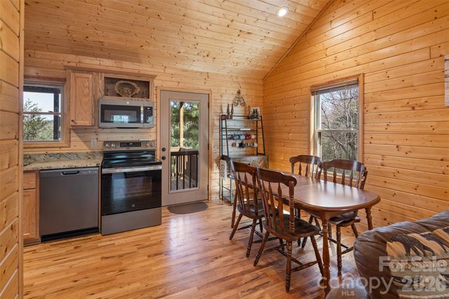 128 Deer Antler Drive, Purlear, NC 28665
