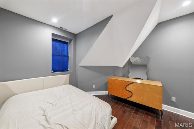 4253 Washington Boulevard D, St Louis, MO 63108