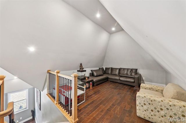 4253 Washington Boulevard D, St Louis, MO 63108