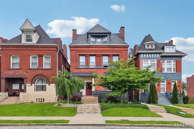 4253 Washington Boulevard D, St Louis, MO 63108