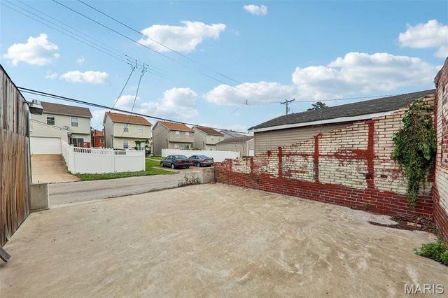 4253 Washington Boulevard D, St Louis, MO 63108