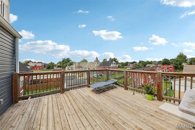 4253 Washington Boulevard D, St Louis, MO 63108