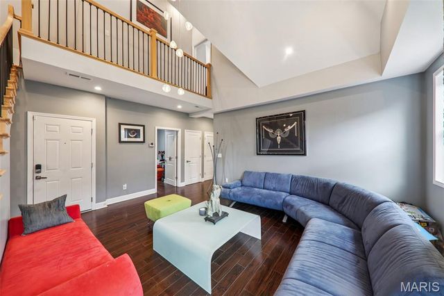 4253 Washington Boulevard D, St Louis, MO 63108