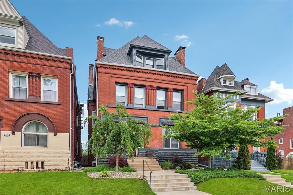 4253 Washington Boulevard D, St Louis, MO 63108
