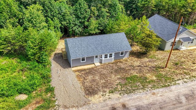 369 Elm Street, New Straitsville, OH 43766