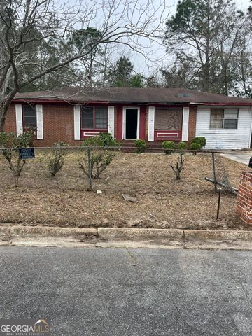 1215 Jamestown Drive, Douglas, GA 31533
