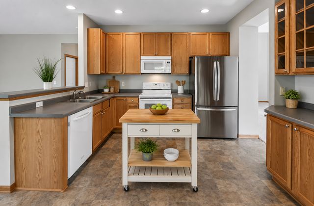 17141 90th Place N, Maple Grove, MN 55311